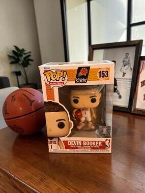 DEVIN BOOKER - Phoenix Suns Funko POP NBA #153 Collectible Vinyl Figure IN STOCK
